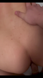 后入啪啪作响 郑州找单女