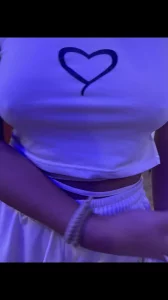 无毛嫩妹！看官请欣赏